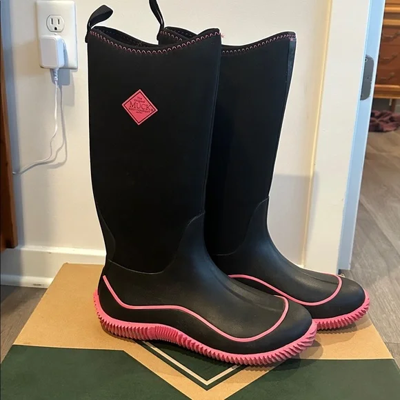 Women’s Hale Muck Boot (size 11) - Picture 1 of 9